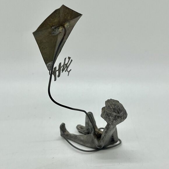 Vintage Miniature Pewter Metal Boy With Kite Figurine 3.5” Jere Style - Picture 4 of 6